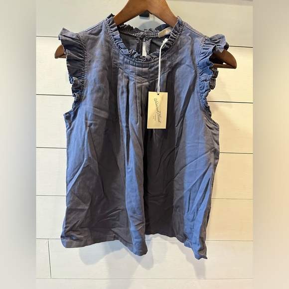 BNWT Universal Threads Faded Navy Blouse- small - Picture 1 of 4